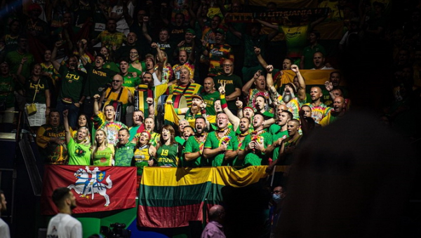 Pasaulis nusilenkė mūsiškių fanams: „Lietuvos sirgaliai yra geriausi pasaulio čempionate“